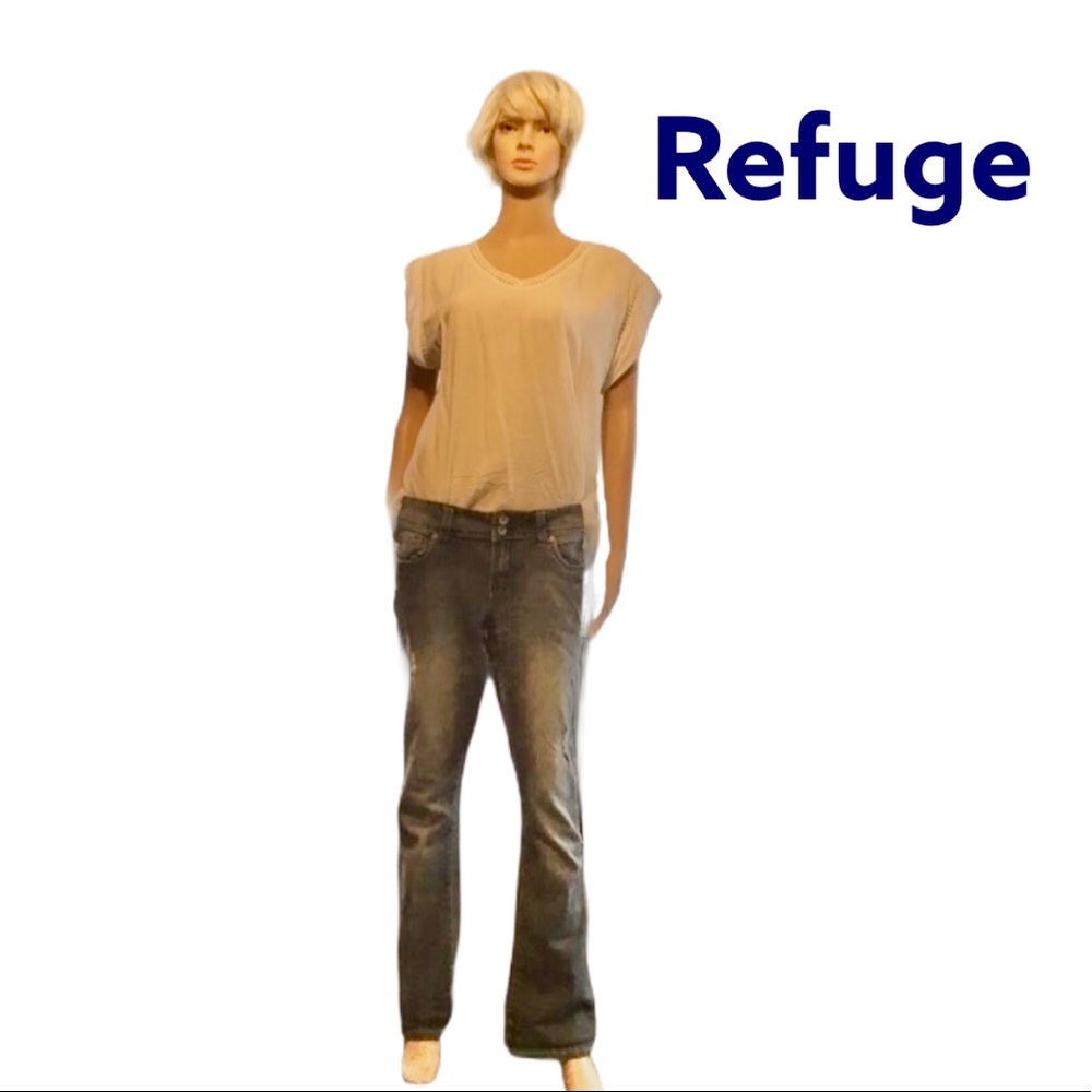 Refuge jeans in Knockout style size 12S 💖